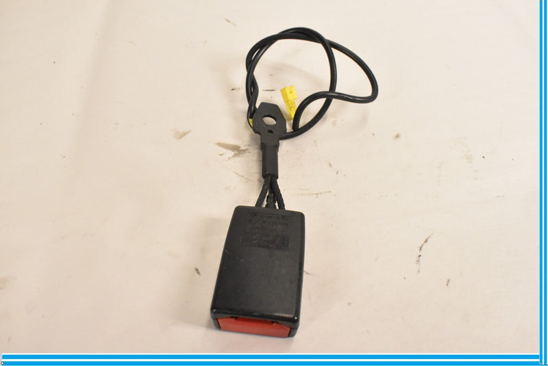 Load image into Gallery viewer, 03-09 Mercedes CLK550 CLK500 CLK55 AMG Front Right Seat Belt Buckle Oem
