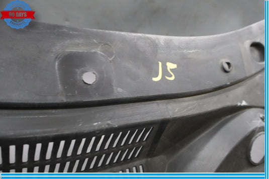 14-21 Maserati Ghibli Front Windshield Wiper Washer Cowl Cover Vent Panel Oem