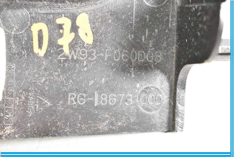 Load image into Gallery viewer, 04-09 Jaguar XJ8 XJR Glove Box 12V Outlet Plug Black 2W93F060D08AA Oem
