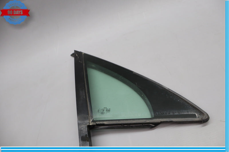 Load image into Gallery viewer, 11-18 Porsche Cayenne Front Right Side Door Glass Quarter Window Auto Glass Oem
