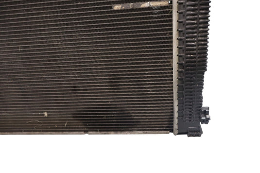 08-15 Mercedes W212 E350 C300 Engine Motor Water Cooling Radiator 2045003003 Oem