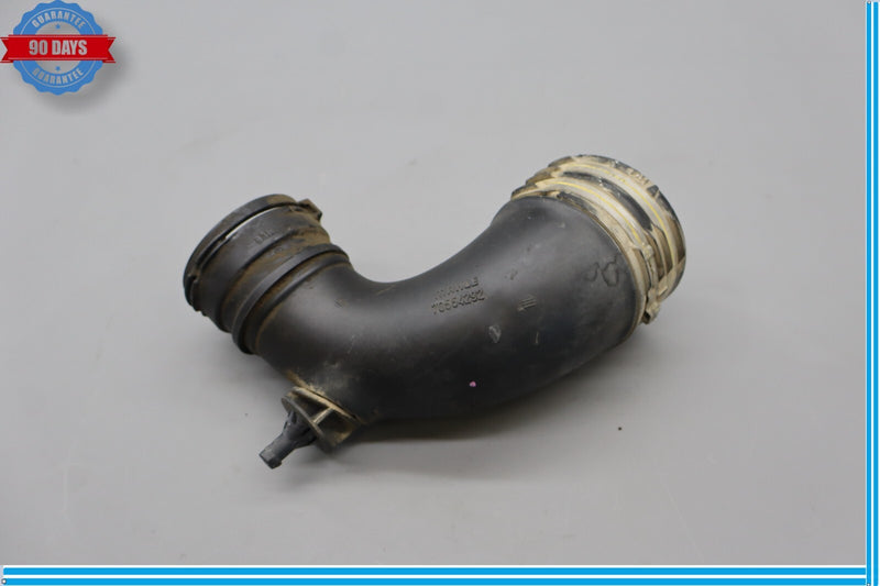 Load image into Gallery viewer, 14-17 Maserati Ghibli Left Turbo Intercooler Hose Air Duct Tube 670001591 Oem
