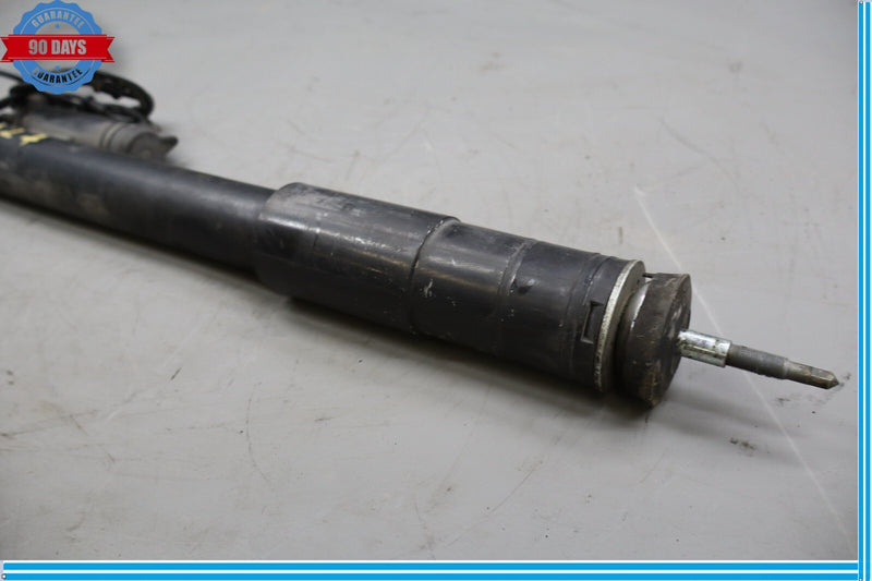 Load image into Gallery viewer, 06-11 Mercedes W219 CLS550 Rear Left or Right Strut Shock Absorber Oem
