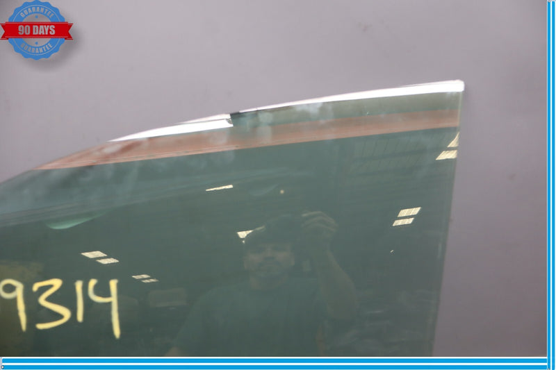 Load image into Gallery viewer, 11-18 Porsche Cayenne 958 Hybrid S Front Left Driver Side Door Window Glass Oem

