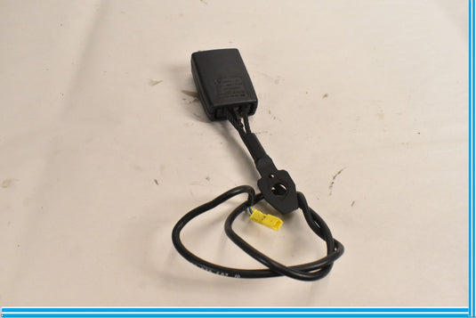 03-09 Mercedes CLK550 CLK500 CLK55 AMG Front Right Seat Belt Buckle Oem