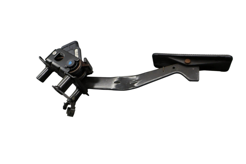 Load image into Gallery viewer, 04-09 Cadillac XLR Engine Accelerator Pedal W/ Position Travel Sensor Oem
