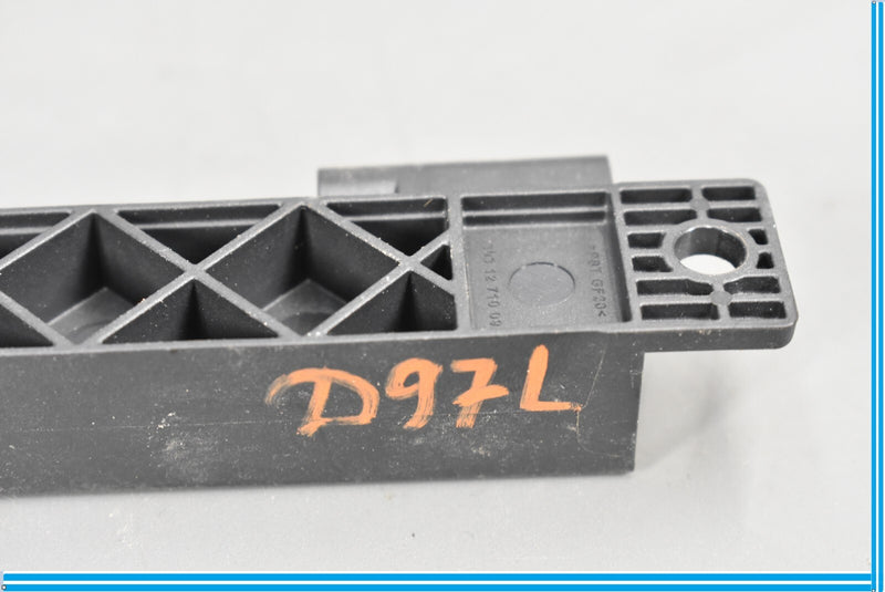 Load image into Gallery viewer, 18-20 Jaguar E-Pace Rear Left Driver Side Keyless Entry Antenna Oem
