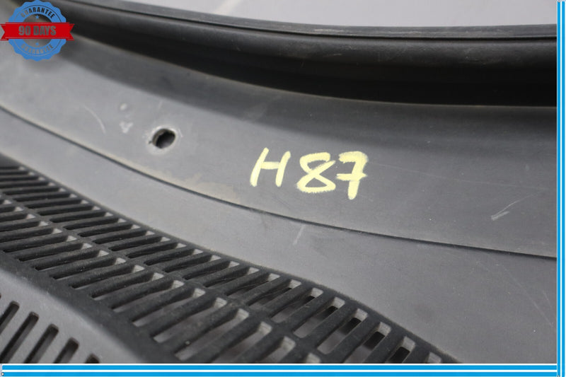 Load image into Gallery viewer, 14-21 Maserati Ghibli Front Windshield Wiper Washer Cowl Cover Vent Panel Oem
