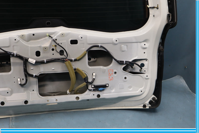 Load image into Gallery viewer, 11-13 Infiniti QX56 Rear Liftgate Tailgate trunk Lid Latch Oem
