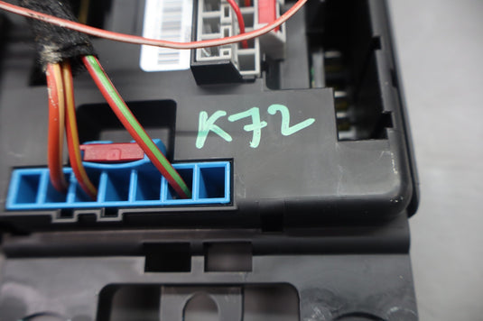 12-18 BMW 320i 328i F30 Rear Trunk Power Distribution Fuse Box 10688710 Oem