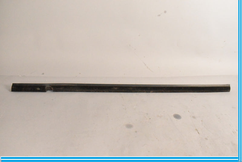 Load image into Gallery viewer, 2008 Bentley Continental Front Right Door Inner Glass Rubber Seal 3W8837472B Oem
