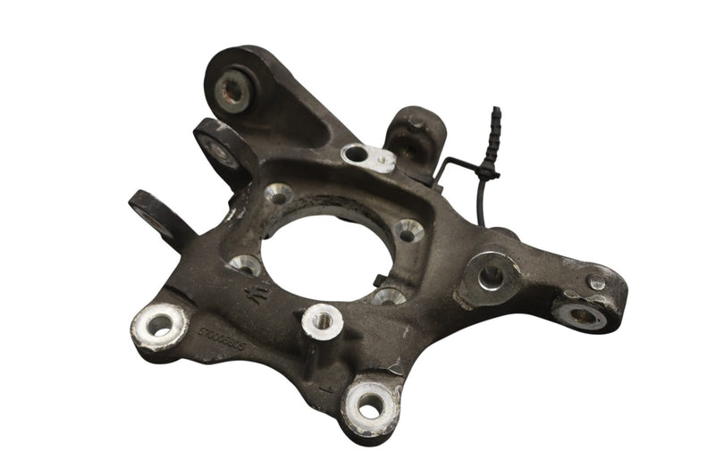 Load image into Gallery viewer, 14-17 Maserati Ghibli Rear Right Passenger Spindle Knuckle Hub 670006805 Oem
