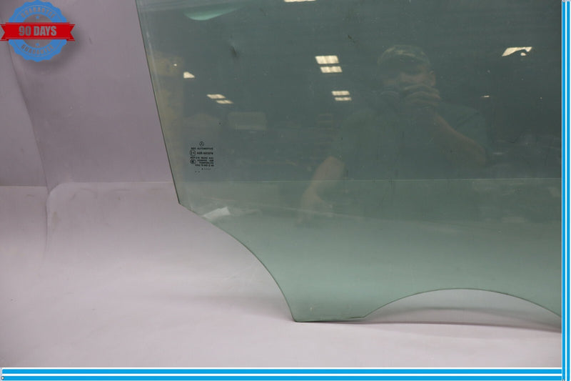Load image into Gallery viewer, 2015 Mercedes X166 GL450 GLE43 AMG Front Right Side Door Window Glass Oem

