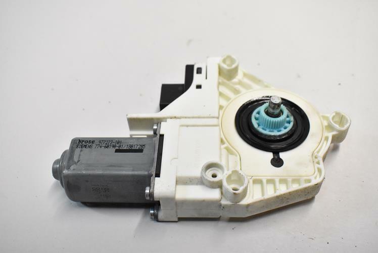 Load image into Gallery viewer, 07-09 Audi Q7 Left Driver Side Power Window Regulator Motor 4L0 959 801 B OEM
