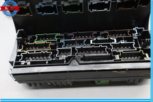 10-16 Mercedes CLS550 W218 Front SAM Module Relay Fuse Box A2129025405 Oem