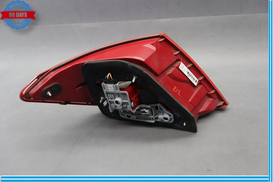12-14 Mercedes W204 C250 C300 Right Passenger Side Tail Light Taillight Lamp Oem