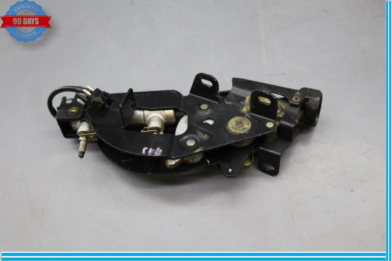 Load image into Gallery viewer, 90-02 Mercedes R129 500SL SL320 Convertible Rear Left Lock Cylinder Oem
