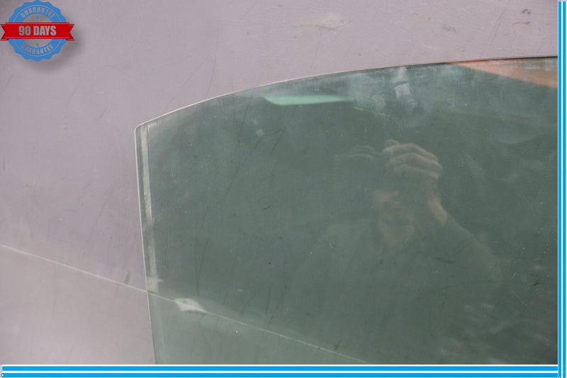 Load image into Gallery viewer, 08-14 Mercedes C250 W204 Rear Right Passenger Side Door Window Glass Oem
