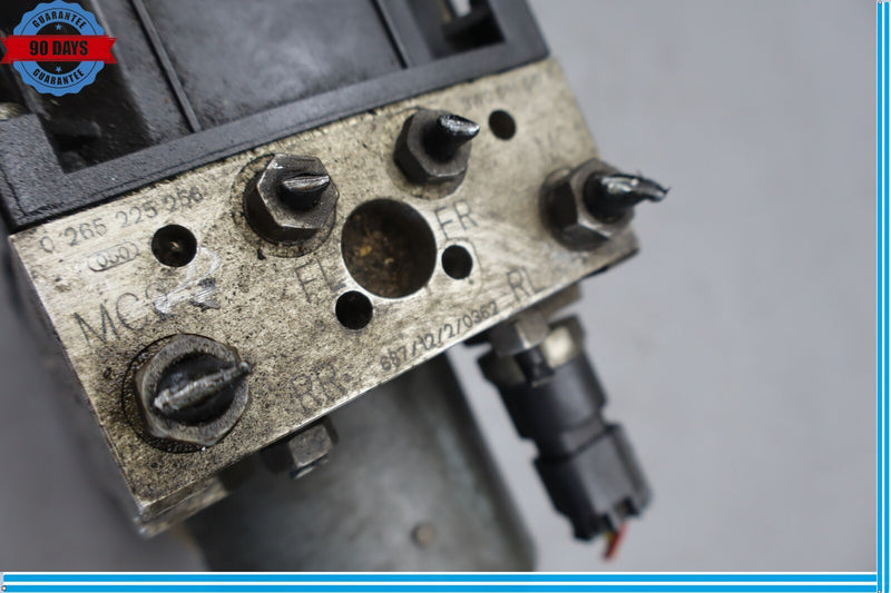 Load image into Gallery viewer, 03-07 Bentley Continental ABS Anti Lock Brake Pump Module Oem

