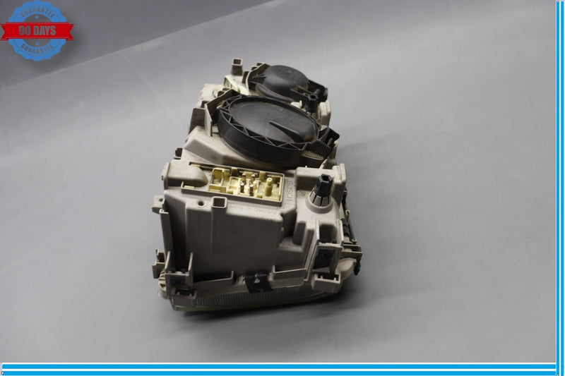 Load image into Gallery viewer, 95-99 Mercedes W140 S500 Front Right Passenger Side Headlight Light Lamp Oem
