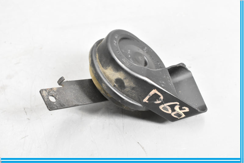 Load image into Gallery viewer, 05-11 Mercedes SLK280 SLK350 R171 Low High Pitch Tone Note Horn Signal Oem
