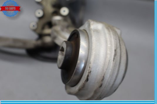 08-20 Mercedes W204 C350 E400 Front Left Side Spindle Knuckle Hub Oem