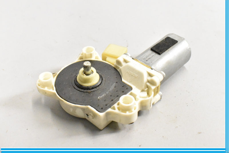 Load image into Gallery viewer, 03-12 Mercedes SL500 CLK500 Front Left Side Door Window Regulator Motor Unit
