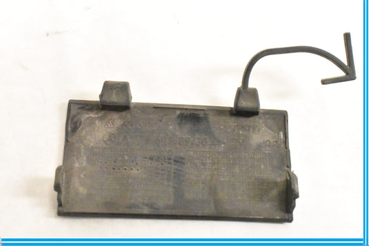 2014-2019 MERCEDES-BENZ CLA250 C117 2.0L - Front Right JACK Point CAP / Cover