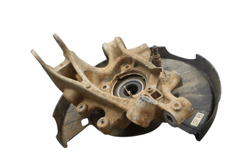 Load image into Gallery viewer, 11-18 Volkswagen Touareg Rear Right Side Knuckle Spindle Hub 7P0498287 Oem
