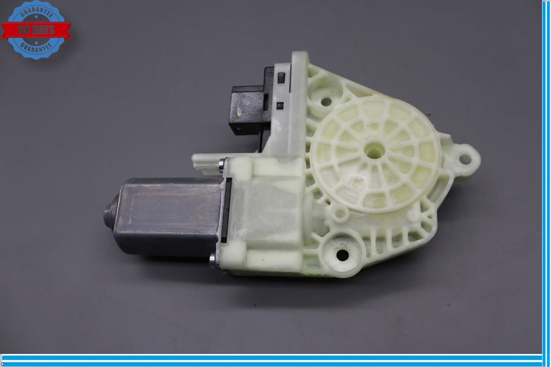 Load image into Gallery viewer, 10-16 Porsche Panamera 970 Rear Right Side Door Window Regulator Motor Oem
