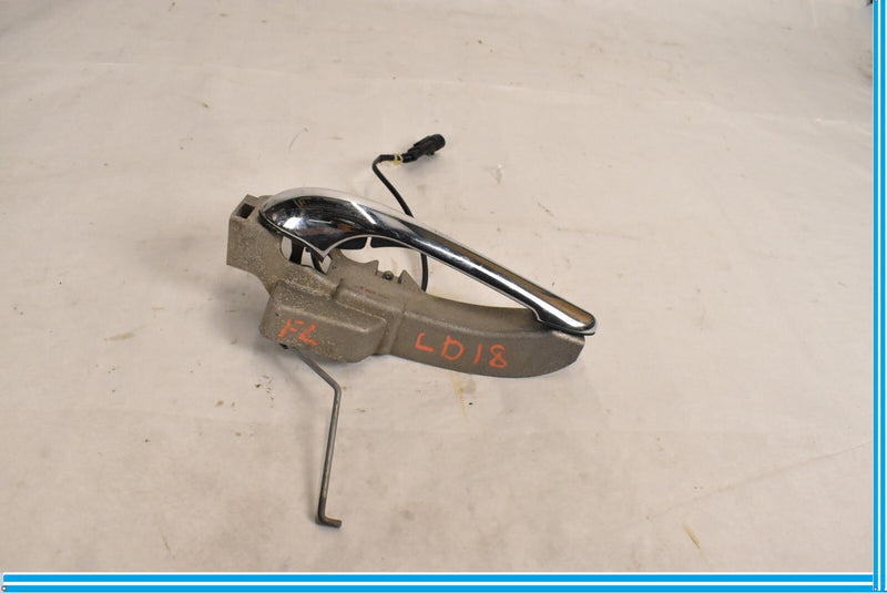 Load image into Gallery viewer, 04-08 Maserati Quattroporte Front Left Driver Exterior Door Handle Oem
