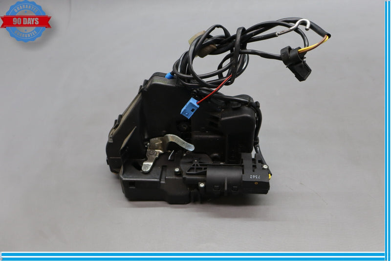 Load image into Gallery viewer, 06-11 Mercedes W219 CLS550 Rear Right Door Lock Latch Actuator Keyless Go Oem
