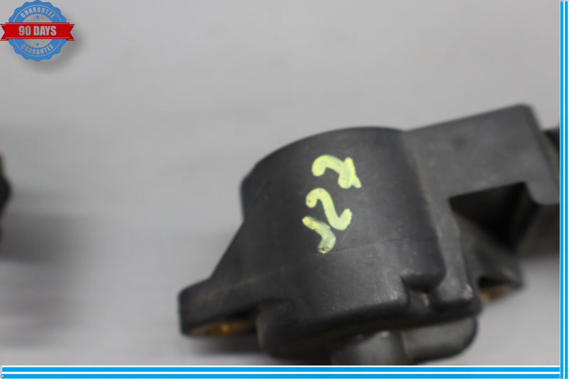 Load image into Gallery viewer, 06-11 Mercedes W219 CLS550 CLS55 Engine Motor Ignition Coil Set Of 4 Oem
