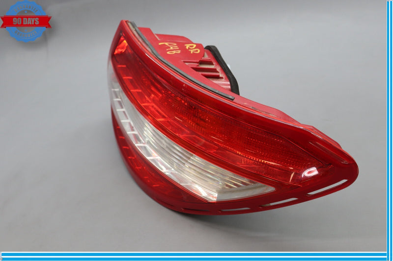 Load image into Gallery viewer, 08-14 Mercedes W204 C350 C300 C63 Rear Right Passenger Side Tail Light Lamp Oem
