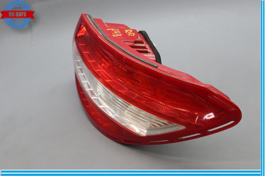 08-14 Mercedes W204 C350 C300 C63 Rear Right Passenger Side Tail Light Lamp Oem