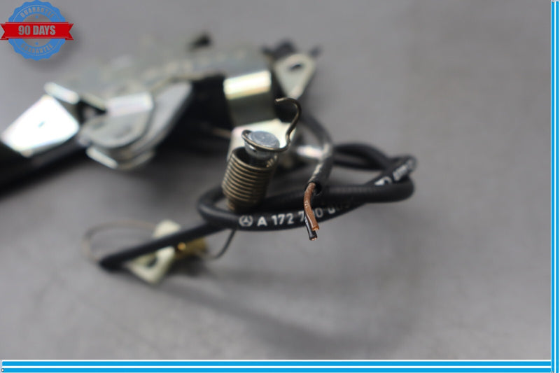 Load image into Gallery viewer, 05-20 Mercedes R172 SL400 SLK350 Front Right Side Top Roof Lock Latch Oem
