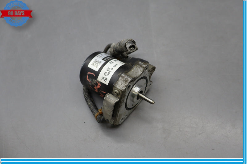 Load image into Gallery viewer, 11-18 Porsche Cayenne 958 VR6 GTS Turbo Transmission Oil Pump 0C8927201A Oem
