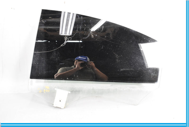 Load image into Gallery viewer, 12-18 Mercedes CLS550 Rear Left Driver Side Door Window Glass Panel Oem

