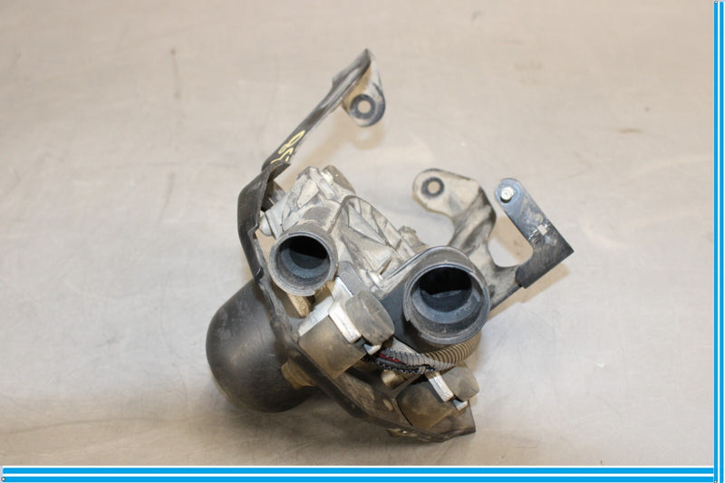 Load image into Gallery viewer, 07-13 BMW 335i 328i Secondary Air Smog Pump W/ Bracket Oem
