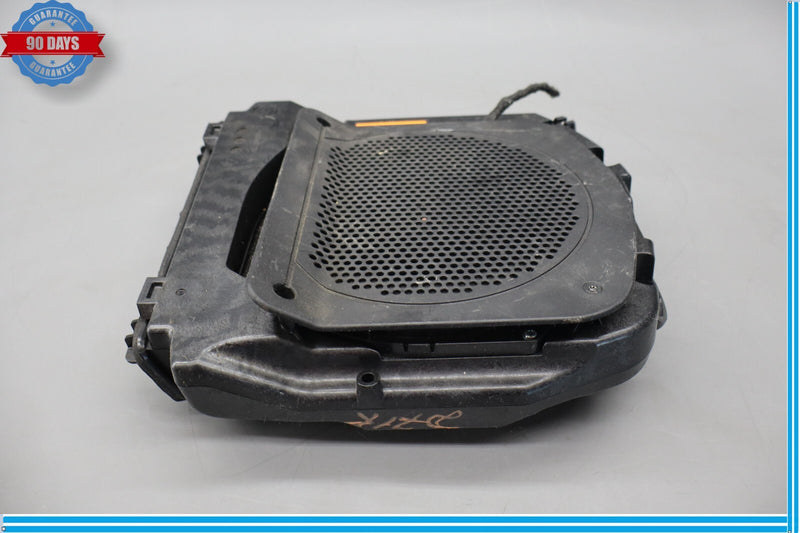 Load image into Gallery viewer, 2012 - 2019 BMW M6 650i 640i F06 F13 Right Side Subwoofer Audio Speaker Oem
