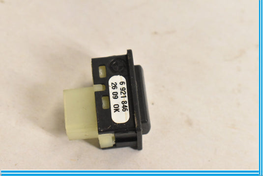 09-15 BMW 750Li 750i F01 F02 Rear Trunk Opener Unlocking Switch 6921846 Oem