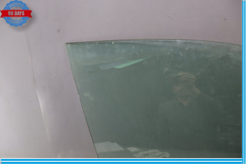 Load image into Gallery viewer, 11-17 Volkswagen VW Touareg Front Right Passenger Side Door Window Glass Oem
