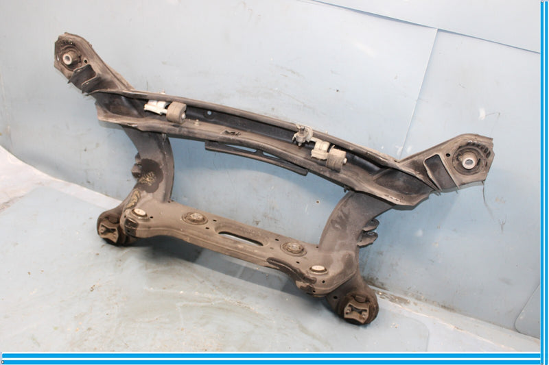 Load image into Gallery viewer, 10-16 Mercedes W212 E350 RWD REAR SUBFRAME CROSSMEMBER OEM 2123506704
