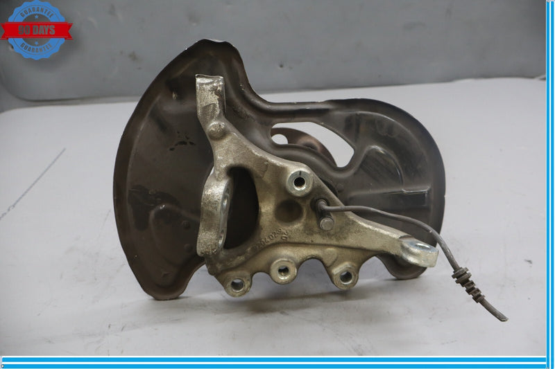 Load image into Gallery viewer, 05-20 Mercedes R172 SLK350 C250 E250 Front Right Side Spindle Knuckle Hub Oem
