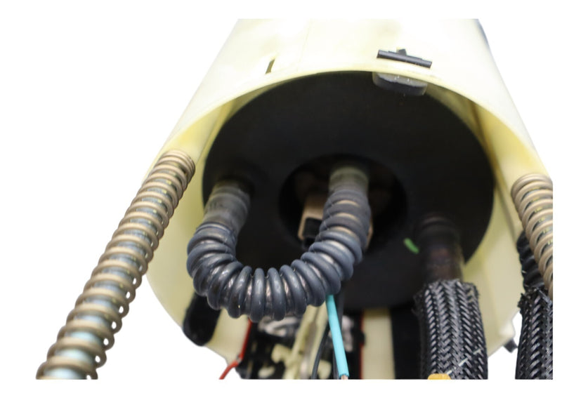 Load image into Gallery viewer, 04-19 Maserati Quattroporte M139 Granturismo M145 Fuel Gas Pump 214369 Oem
