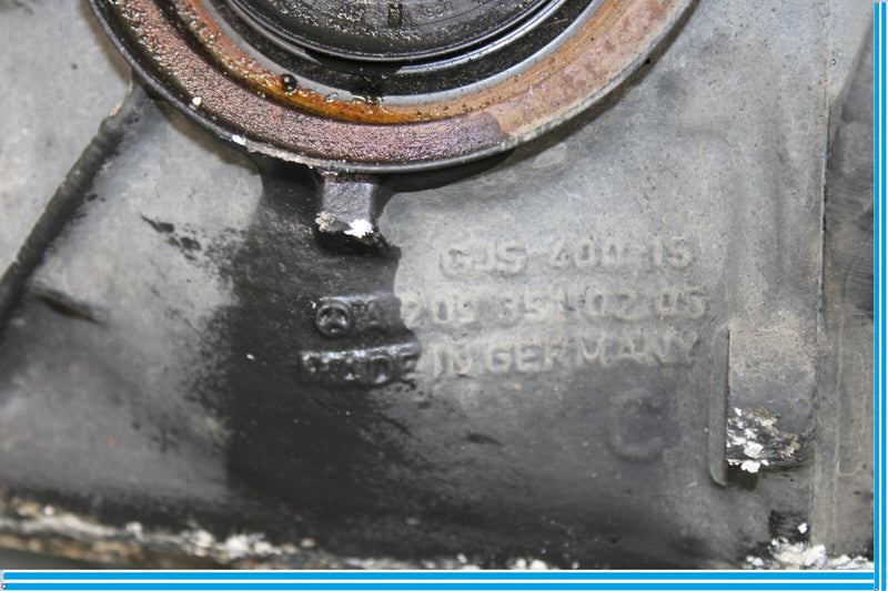 Load image into Gallery viewer, 08-14 Mercedes W204 C250 E350 Rear Differential Diff Axle Carrier Oem
