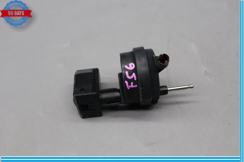 Load image into Gallery viewer, 03-06 Mercedes R230 SL500 Rear Fuel Tank Filler Panel Actuator Oem
