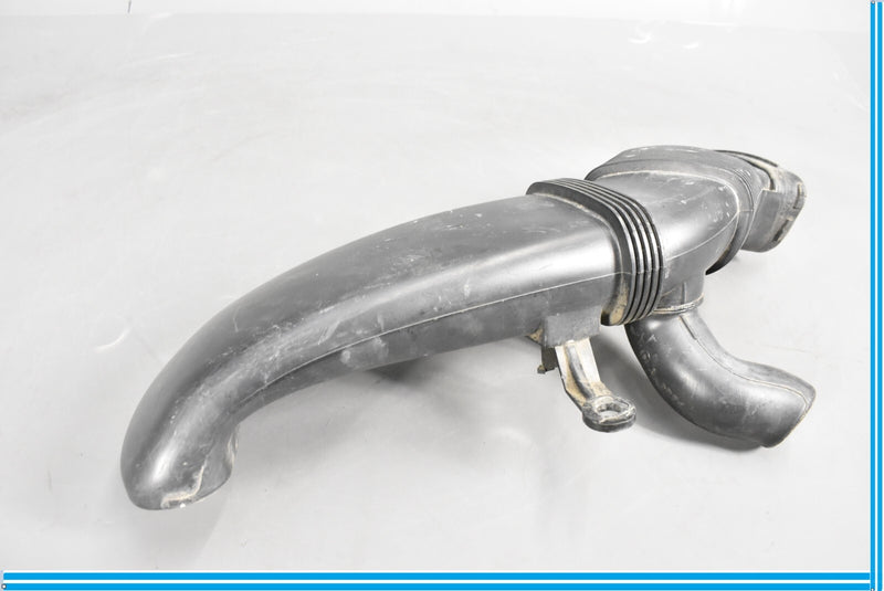 Load image into Gallery viewer, 07-10 BMW X5 E70 Air Cleaner Intake Duct Tube Pipe 13717548890 Oem
