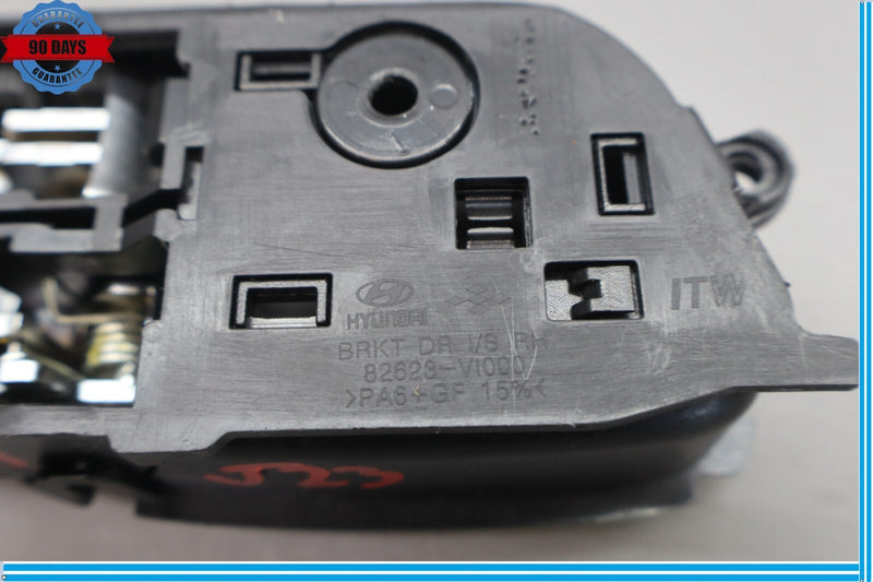 Load image into Gallery viewer, 11-13 Hyundai Equus Front Right Passenger Side Interior Door Handle Oem
