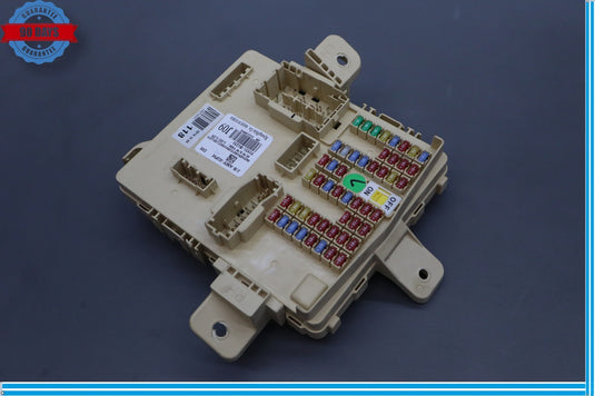 2015 Hyundai Genesis SIG Dash Fuse Relay Junction Box Fusebox Block Oem